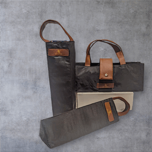 The Black Evergreen Wine Bag