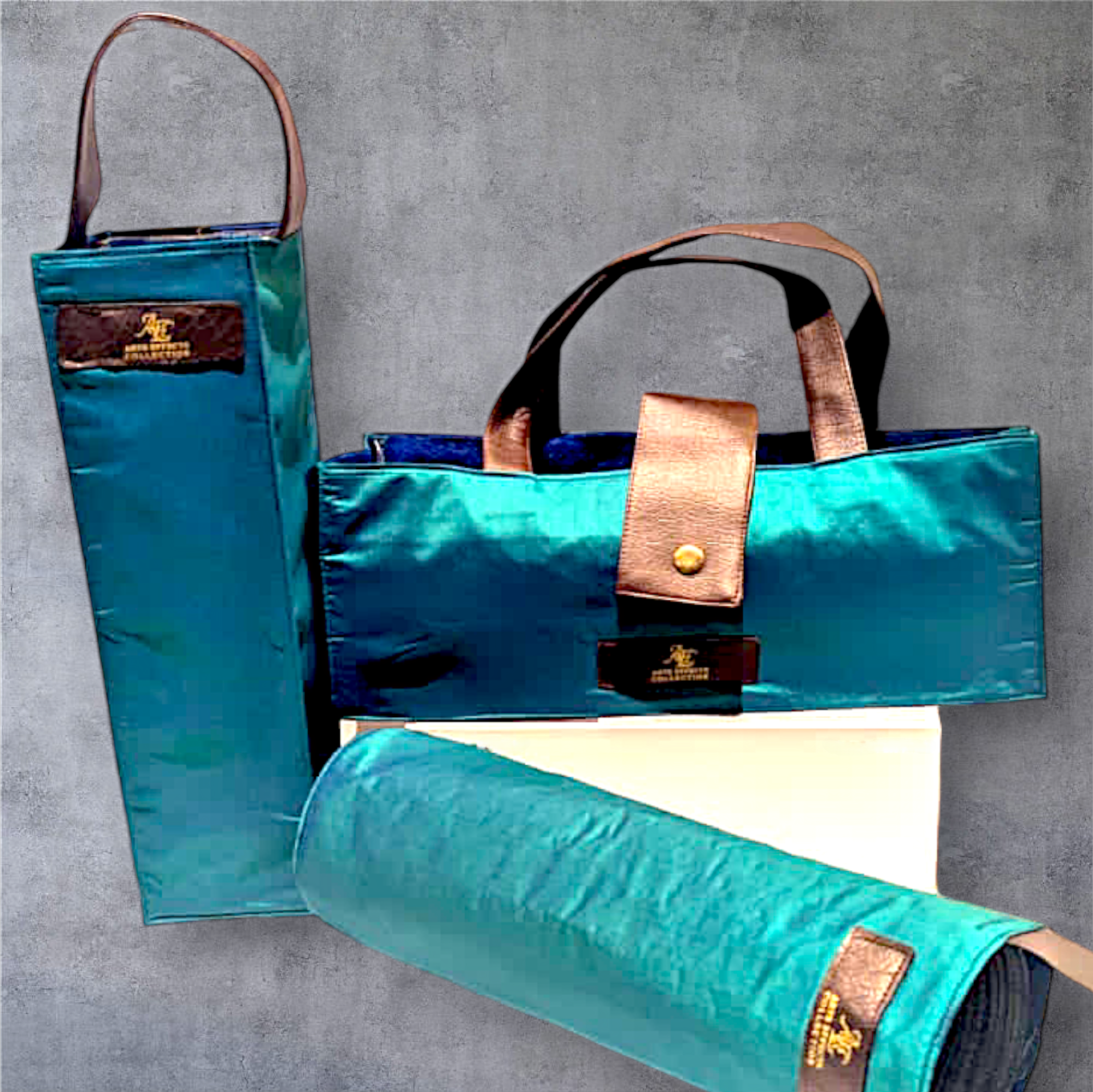 The Explorer Green Wine Bag